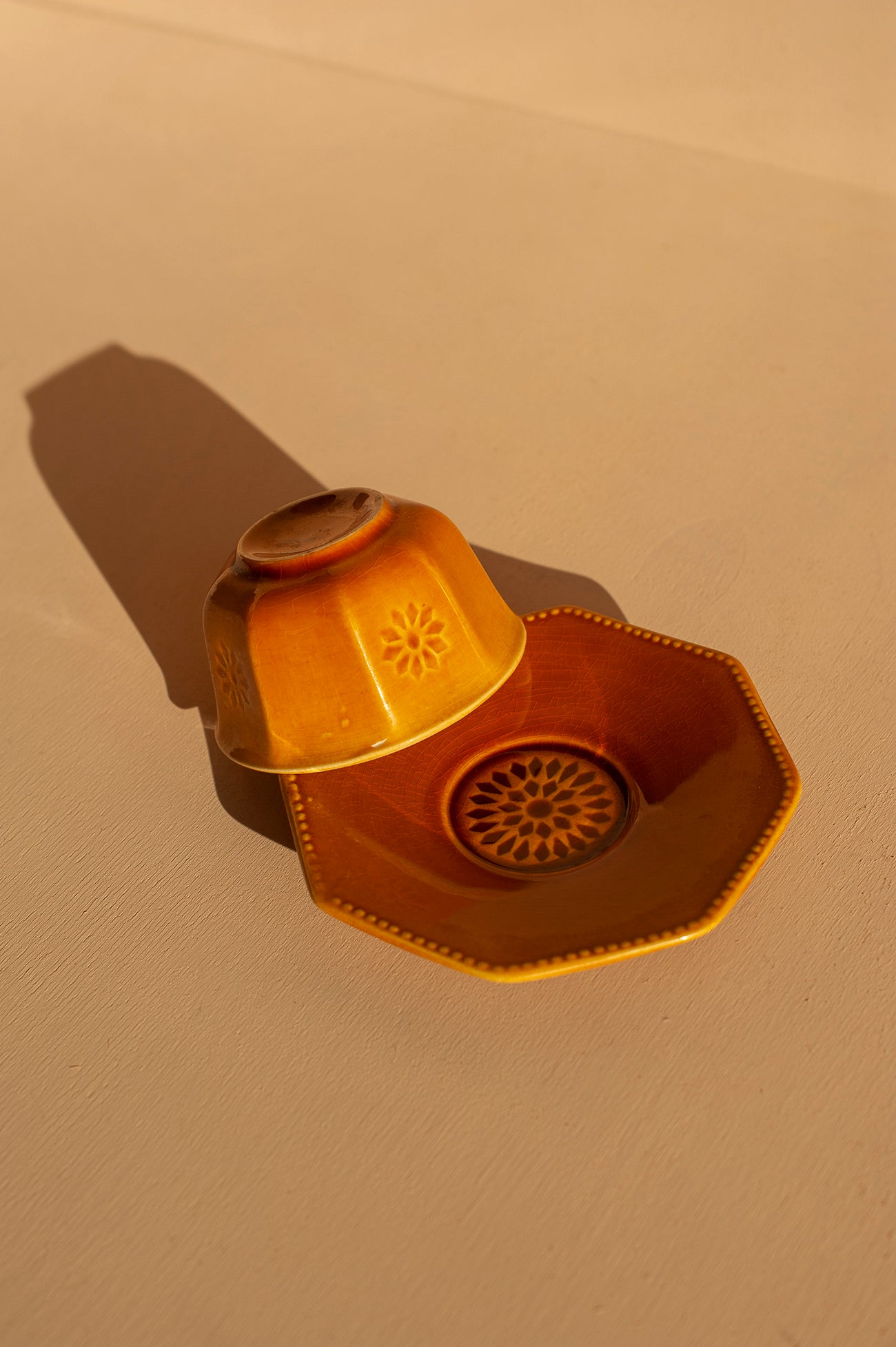 Chávena e Pires Secla