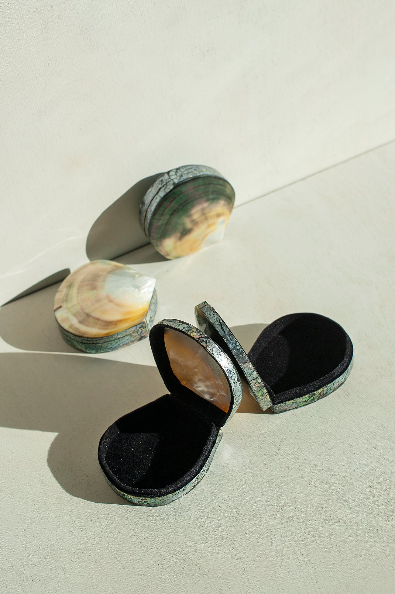 Caixa em Madrepérola e Veludo