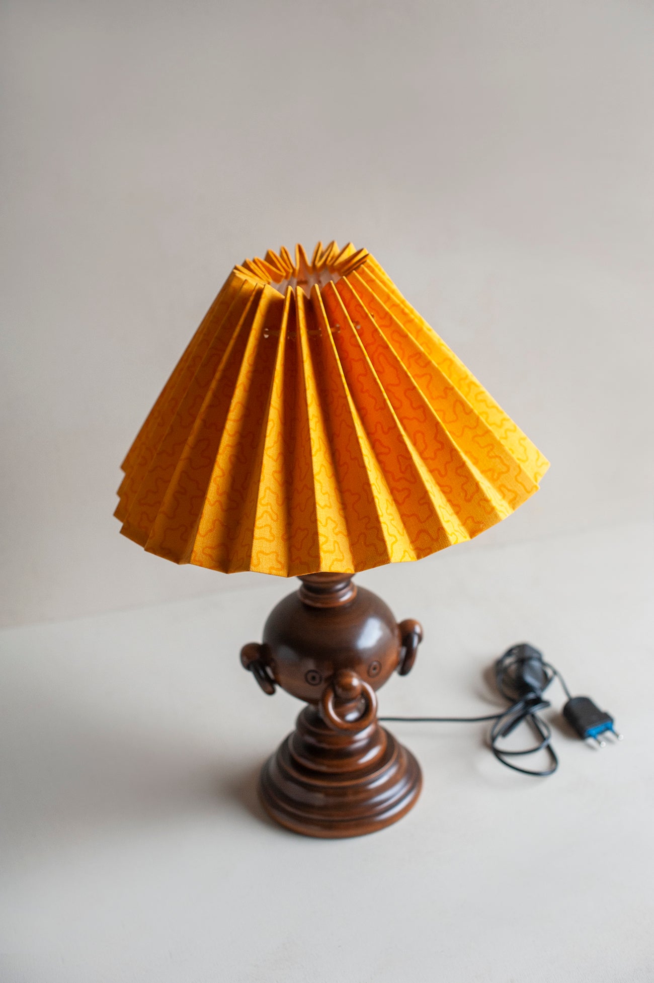Candeeiro Vintage em Madeira